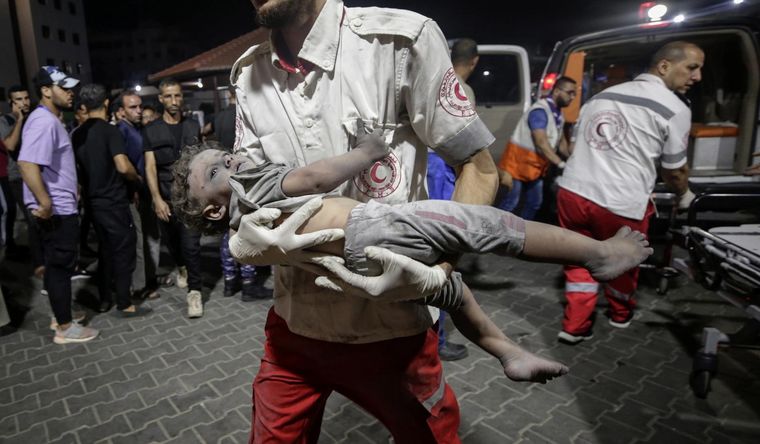 Franja de Gaza está padeciendo todo el rigor de los ataques israelíes. Foto: Efe.