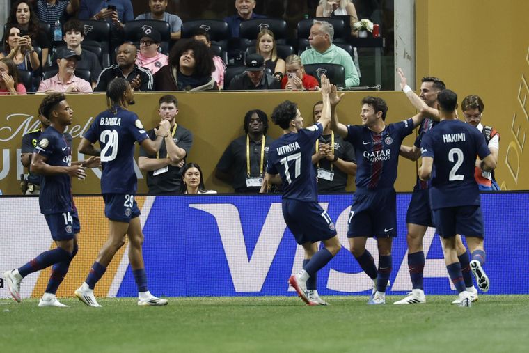 El PSG goleó 4-0 al Inter Miami de Messi y se clasificó a los cuartos de final del Mundial de Clubes.