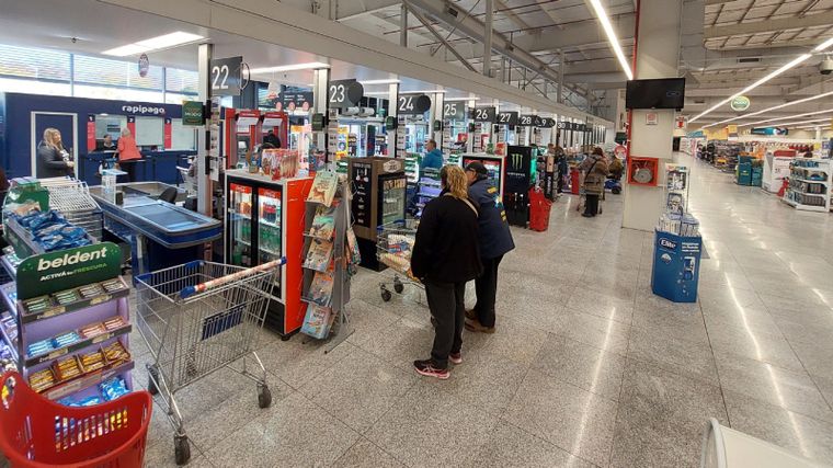 Las ventas en supermercados siguen sin reaccionar Foto: Santiago Tagua/MDZ