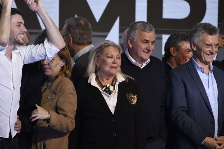 Elisa Carrió junto al dirigente radical Gerardo Morales Foto: Juan Aberastain/MDZ