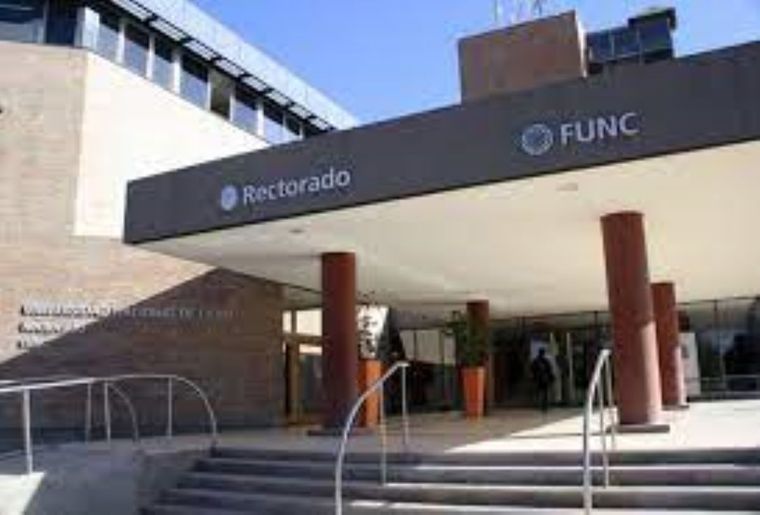 La Junta general decidirá.