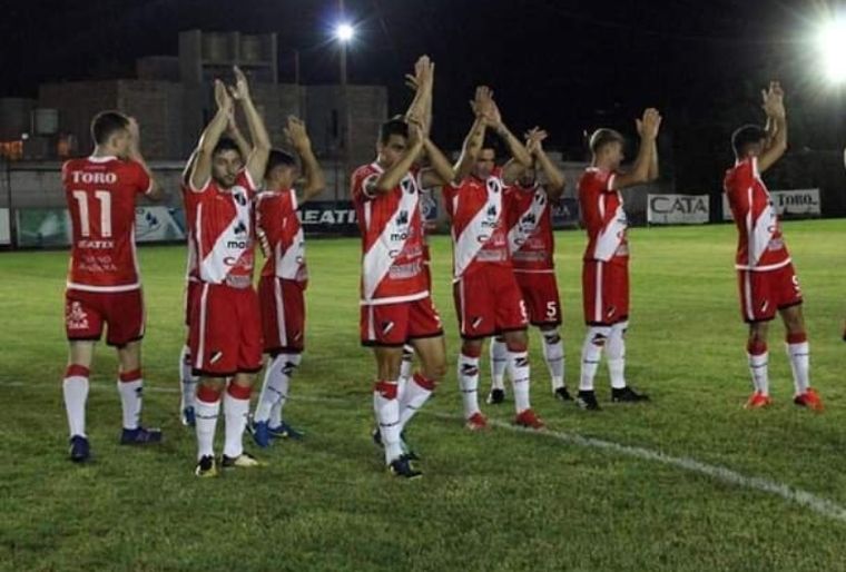 Foto: @Deportivo_Maipu ·