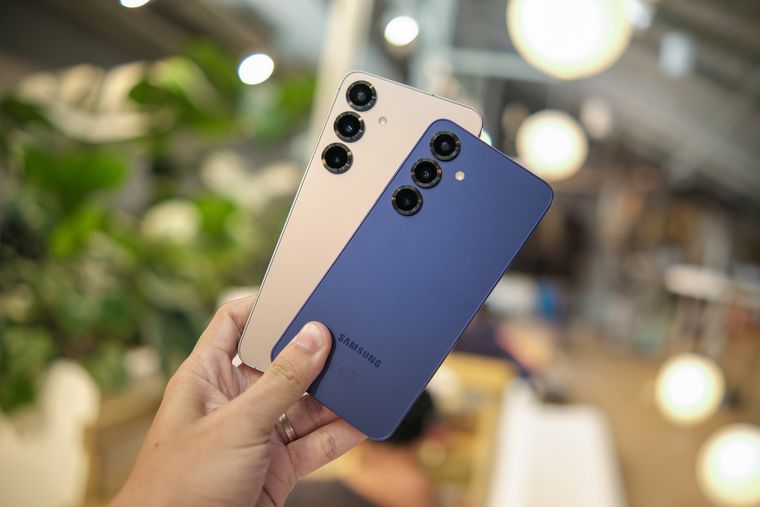 Comprar en Walmart el Samsung Galaxy S25 desde Argentina es posible mediante servicios de courier. Comprar en Walmart el Samsung Galaxy S25 desde Argentina es posible mediante servicios de courier.