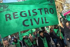 Marcha de los trabajadores de los Registro Civil nucleados en ATE