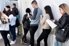 En los últimos diez años sólo creció el empleo público y el cuentapropismo, mientras que el empleo privado formal está estancado.