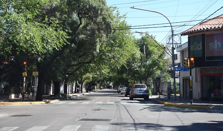 La Ciudad de Mendoza, completamente vacía.