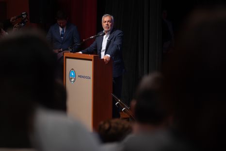 Alfredo Cornejo participó del Foro Industrial. Alfredo Cornejo participó del Foro Industrial.