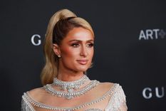 Foto: https://www.lavanguardia.com/gente/20220218/8066634/paris-hilton-cumple-41-anos-lejos-vida-desenfreno-hizo-popular-mmn.html