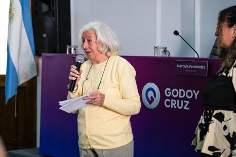 La familia del doctor Roberto Chediak recibió el reconocimiento. La familia del doctor Roberto Chediak recibió el reconocimiento.