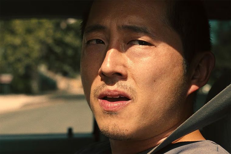 La serie sigue a dos desconocidos que, después de un episodio de furia al volante, quedan atrapados en un conflicto cada vez más destructivo.