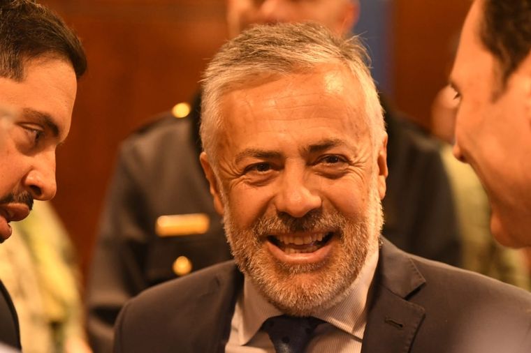 Alfredo Cornejo antes de debatir en la Convención Anual del IAEF Foto: Rodrigo DAngelo/MDZ