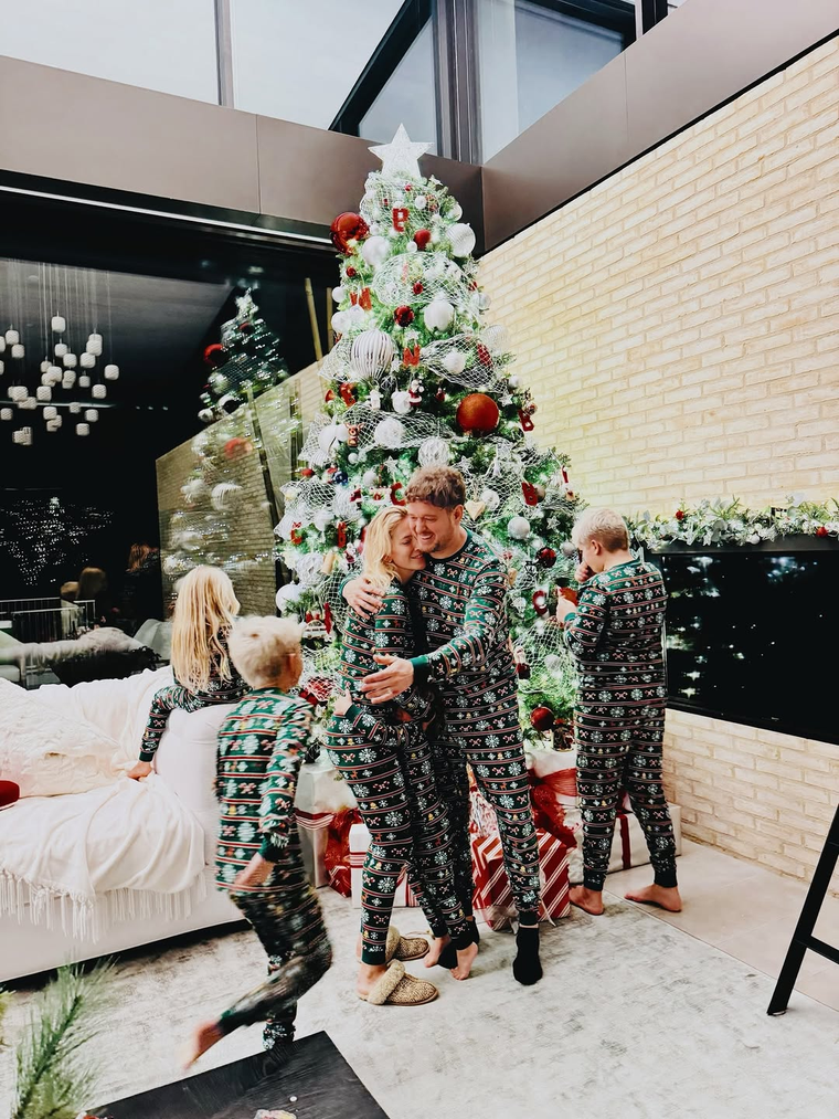 Luisana Lopilato con su familia. Créditos: Instagram Luisana Lopilato con su familia. Créditos: Instagram