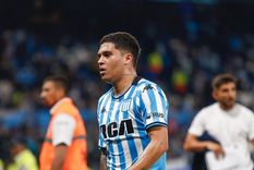 La decisión de Juanfer Quintero en medio de su futuro incierto. Foto: Racing Club La decisión de Juanfer Quintero en medio de su futuro incierto. Foto: Racing Club