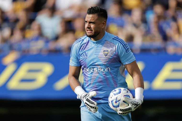 Romero podría emigrar a otro grande del fútbol argentino. Foto: EFE