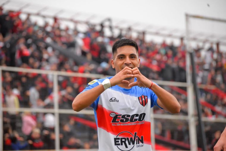 Patronato vs Independiente El Patrón se hizo fuerte en casa y venció 3 a 1 a Independiente. Foto: Patronato