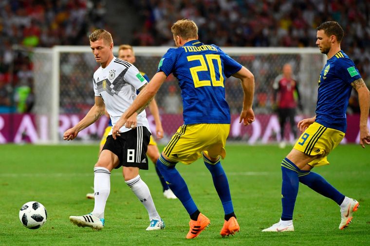 Tony Kroos y su despedida, como local, de su selección. Foto: @ELTIEMPO