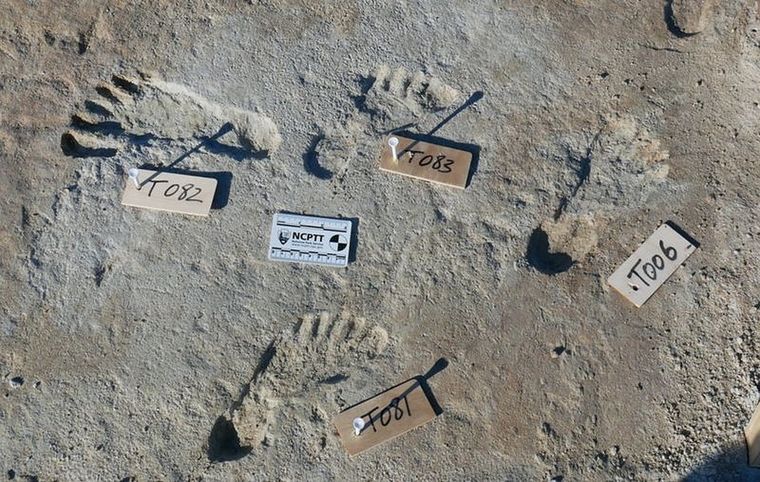 Las huellas pertenecen a niños y adolescentes que vivieron hace al menos 21.000 años. Foto: BOURNEMOUTH UNIVERSITY