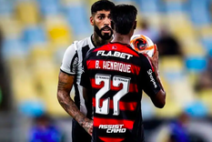 Barboza y unas duras declaraciones tras perder la ida ante Racing por la Recopa Sudamericana. Foto: @alex.barboz