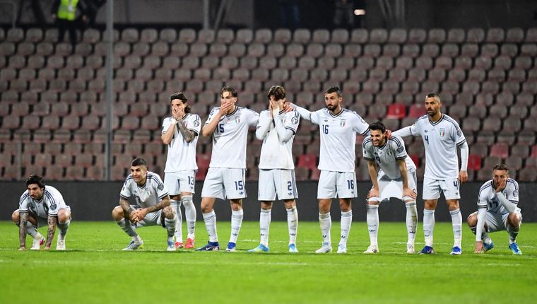 Italia, en caída libre: perdió por penales ante Bosnia en la final del Repechaje y volvió a quedarse sin Mundial.