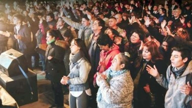 Cuidados y fe Las reuniones han sido cuestionadas, pero los pastores dicen que tomarían todos los recaudos frente al covid.