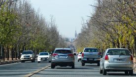 El pulso acelerado de una de las arterias más transitadas de la ciudad se vió alterado por una pstal inesperada. El pulso acelerado de una de las arterias más transitadas de la ciudad se vió alterado por una pstal inesperada.