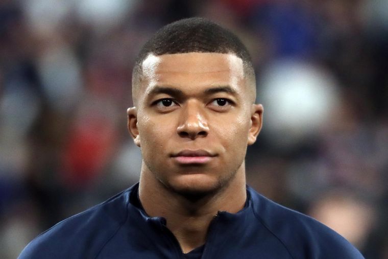Mbappé podrían continuar su carrera en Inglaterra. Foto: EFE