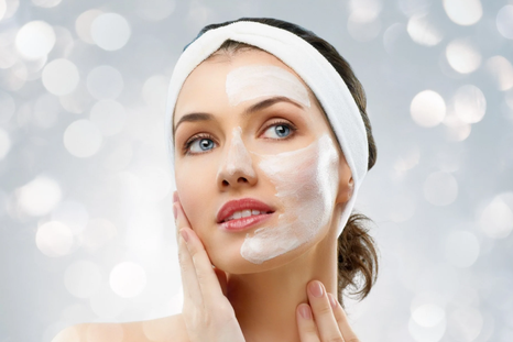 Las manos son una parte del cuerpo muy sensible que debe ser tratada con los productos adecuados. Foto: SiO Beauty