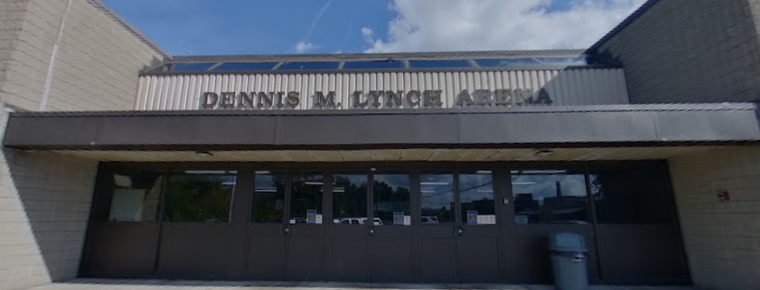 En el estadio Dennis M. Lynch Arena ocurrió el tiroteo.