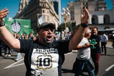 Sigue las protestas por los despidos en el Estado. Foto: EFE Sigue las protestas por los despidos en el Estado. Foto: EFE