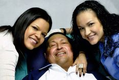 las mentiras alrededor de chavez segun el diario abc