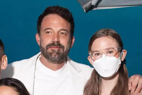 Sorprende lo idénticas que son Jeniffer Garner y su hija Violet (17) gracias a las inéditas fotos de la fiesta de su padre, Ben Affleck. Foto: Instagram