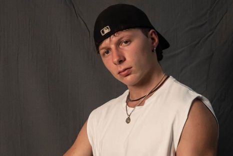 El artista intentará convencer a los jurados con su gran voz. Foto: Instagram/ @ambrosiocantu. El artista intentará convencer a los jurados con su gran voz. Foto: Instagram/ @ambrosiocantu.