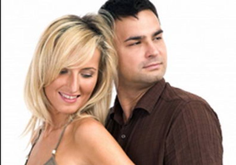 Les enseñarán métodos infalibles a los hombres para abordar a una chica. Foto: Web
