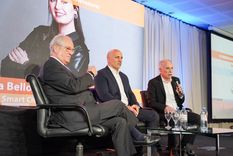 Comenzó en la Facultad de Ciencias Económicas de la UBA, el III Congreso Internacional de Ciudades Inteligentes. Foto: Prensa UBA Comenzó en la Facultad de Ciencias Económicas de la UBA, el III Congreso Internacional de Ciudades Inteligentes. Foto: Prensa UBA