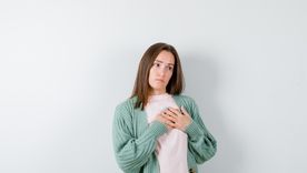 Los signos del horóscopo chino que podrían hacer añicos tu corazón La astrología oriental predice que hay signos que no tienen en cuenta los sentimientos de los demás. Foto: Freepik