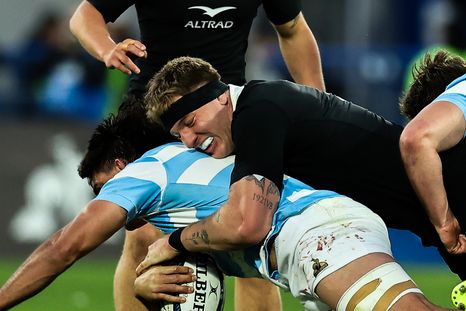 Tras el histórico triunfo de Los Pumas en Vélez, los medios de Nueva Zelanda fueron muy duros contra los All Blacks. Tras el histórico triunfo de Los Pumas en Vélez, los medios de Nueva Zelanda fueron muy duros contra los All Blacks.