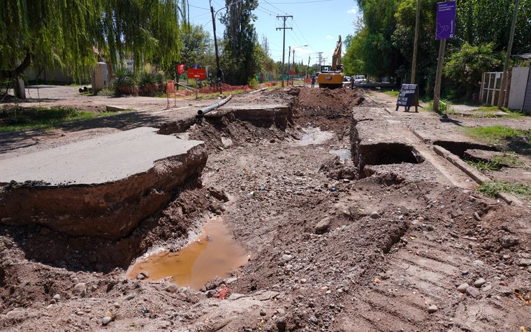 pozos obras tormenta guaymallén cloaca tirasso (5)