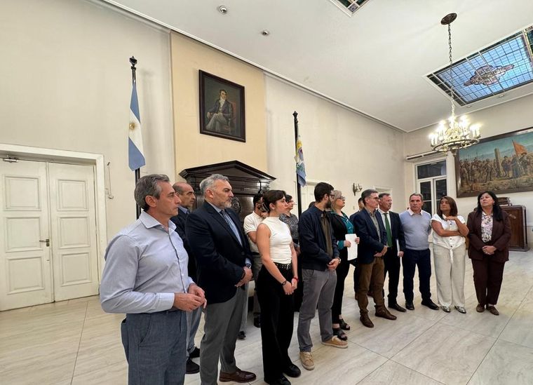 Legisladores de diferentes bloques de la oposición presentaron proyectos para adherir a pactos internacionales y defender leyes.&nbsp;