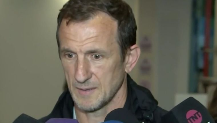 Arruabarrena ya está en la Argentina y dejó sus primeras definiciones como DT de Boca.