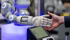 Con el impulso de soluciones basadas en inteligencia artificial, la compañía busca la reducción de riesgos y la entrega de software ágil, segura y a gran escala. Foto: EFE Con el impulso de soluciones basadas en inteligencia artificial, la compañía busca la reducción de riesgos y la entrega de software ágil, segura y a gran escala. Foto: EFE