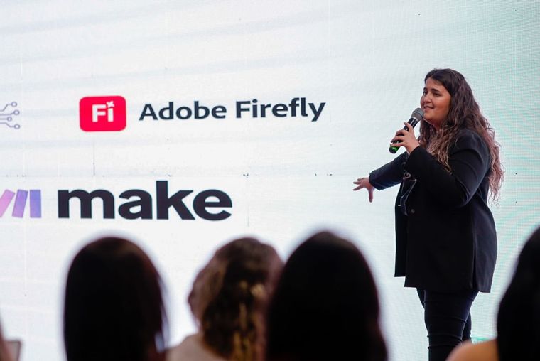 Ariadna Luján Martínez, magíster en Inteligencia Artificial y especialista en transformación digital Ariadna Luján Martínez, magíster en Inteligencia Artificial y especialista en transformación digital