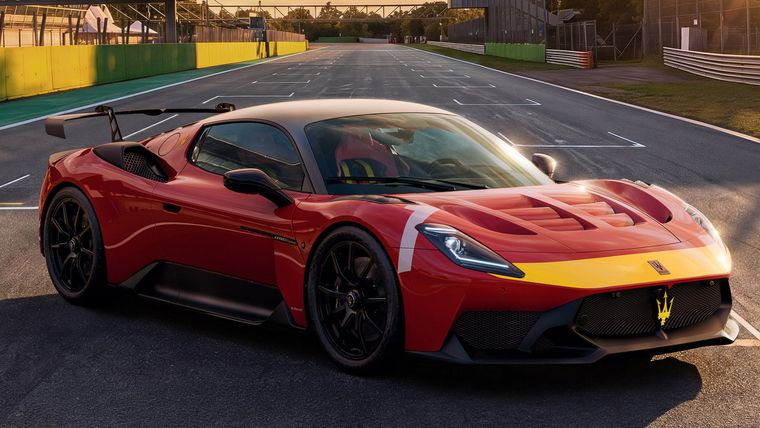 Maserati rinde tributo a Fangio