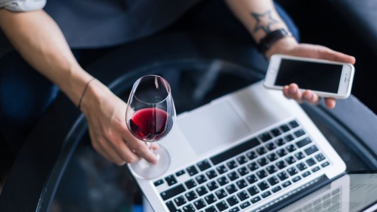 Vinos e internet: cómo conciliarlos.