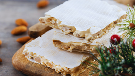 Cada familia suele adaptar la receta según la proporción de miel y almendras que prefiera. Cada familia suele adaptar la receta según la proporción de miel y almendras que prefiera.