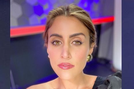 Sofía Rivera Torres derritió las redes con un diminuto bikini blanco y negro.