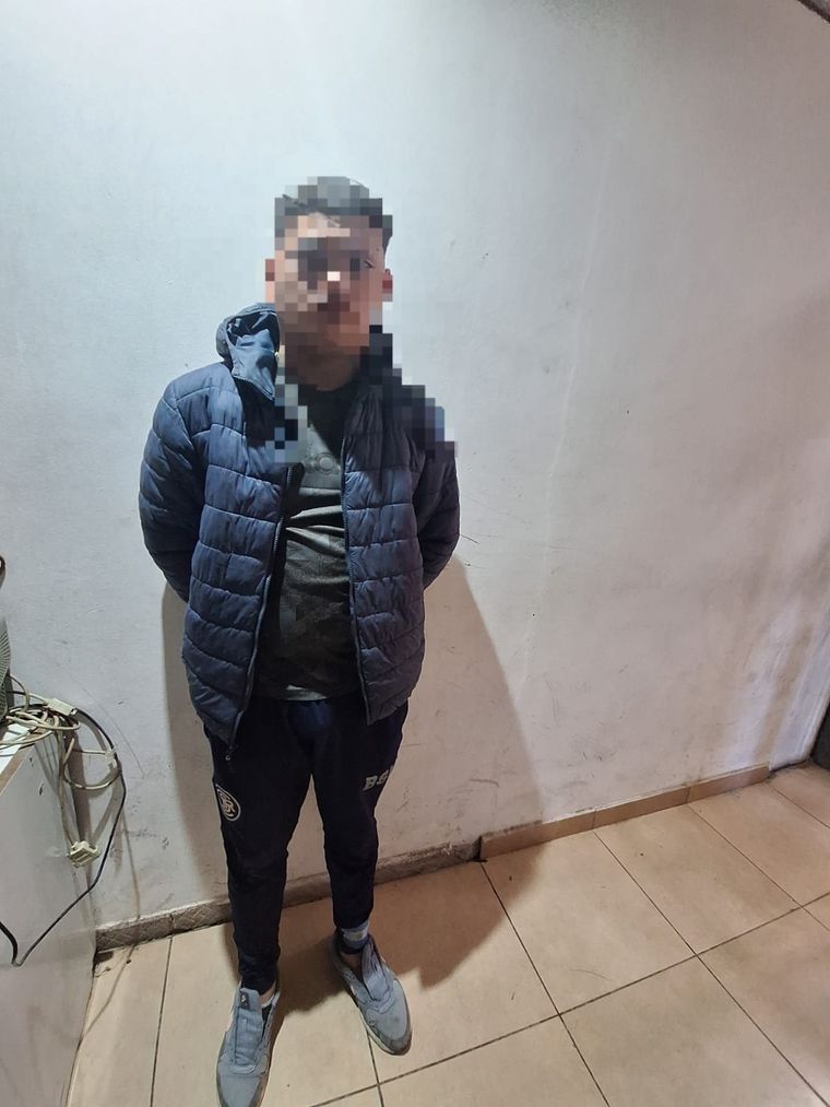 El joven arrestado en Las Heras Foto: Ministerio de Seguridad