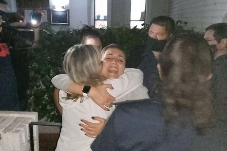 La joven fue liberada tras permanecer 12 horas adentro de la comisaría