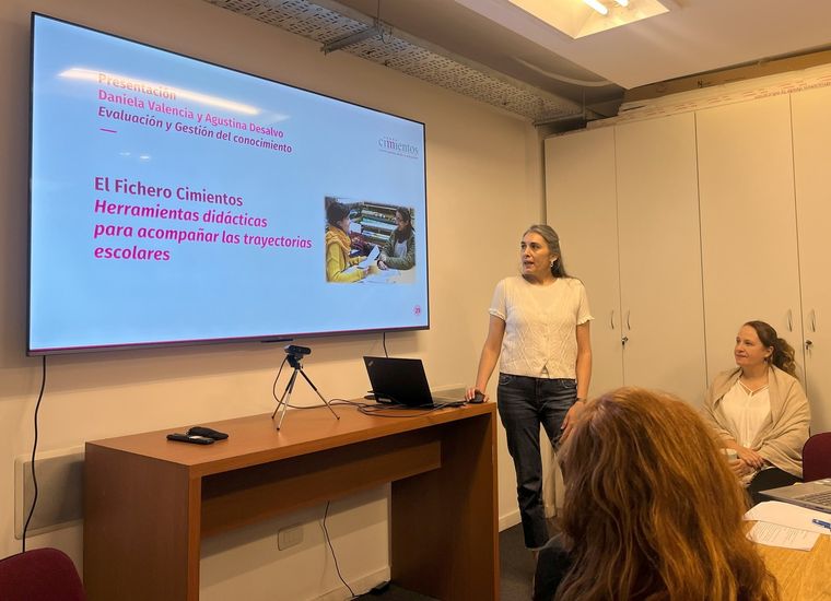 Fundación Cimientos, una organización sin fines de lucro comprometida con la equidad educativa, pone a disposición de la comunidad su Fichero Cimientos. Foto: Fundación Cimientos.