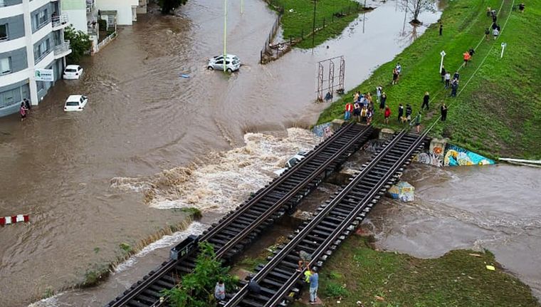 Hay 16 de desaparecidos. Foto: EFE