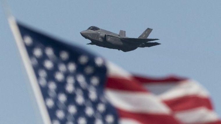 Foto: GETTY IMAGES. En la Base de la Fuerza Aérea Laughlin se entrena a los futuros pilotos de aviones militares como los F-35.